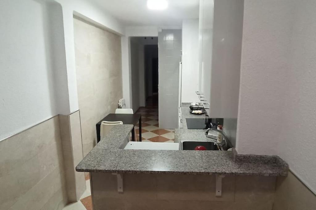 Acogedor Apartamento ¡a 10 Minutos Del Centro De Málaga! Apartamento